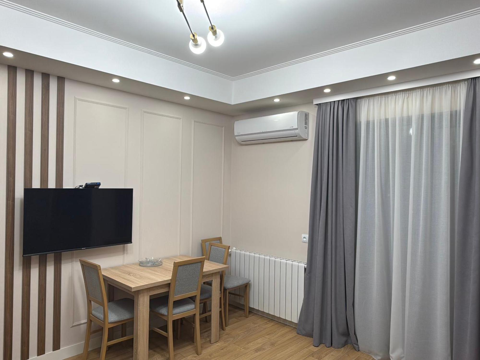 Tbilisi Hilton Apartment Esterno foto